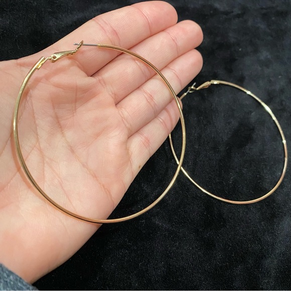 KOHL’S Gold Plated Large Thin Dangle Round Circle Hoop Earrings - Picture 6 of 6